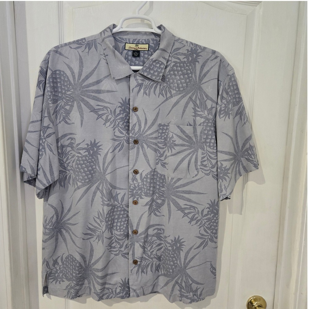 Tommy Bahama Button Down Mens XL Blue Silk Pineapple Camp Shirt Tropical beach